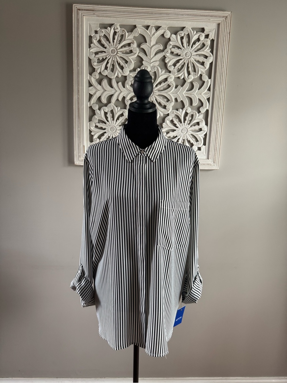 Apt. 9 Black & White Vertical Stripe Button-Front Tunic